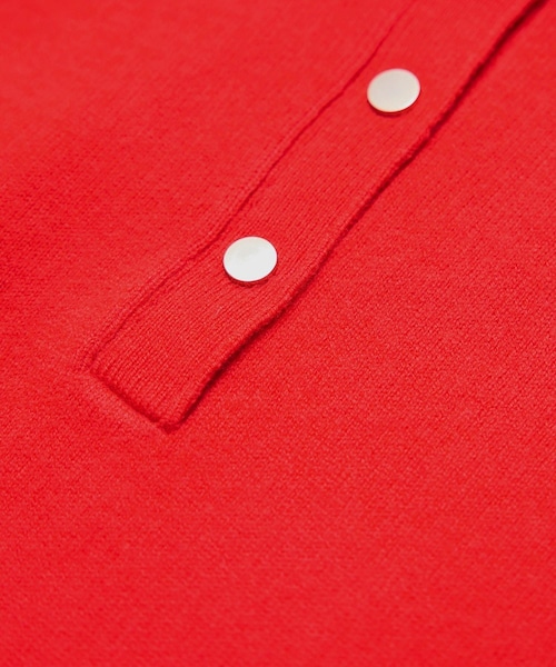 ROPE'(ロペ)の「接結ウールドットボタンハイネックニット/イージーケア(ニット/セーター・レディース・ブラック/レッド/オフホワイト・F)」の17枚目の写真