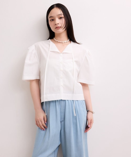 ADAM ET ROPE'（アダムエロペ）の「【WEB限定】タックスリーブブラウス（シャツ/ブラウス・レディース・ブラック/ホワイト/サックス・F）」の8枚目の写真