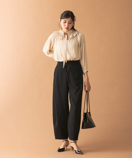 URBAN RESEARCH ROSSO（アーバンリサーチロッソ）の「カーブパンツ（その他パンツ・レディース・BLACK/GREIGE・36/38）」の20枚目の写真