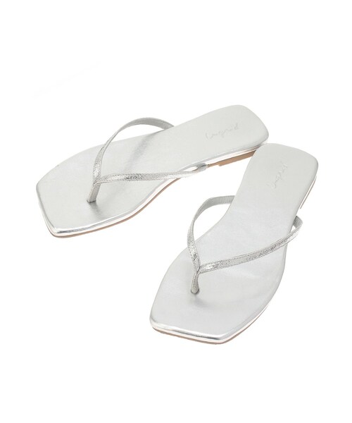 Ungrid（アングリッド）の「スクエアトゥフェイクレザーサンダル（サンダル・レディース・オフホワイト/ブラック/シルバー・S/M/L）」の20枚目の写真