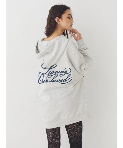 EVRIS（エヴリス）の「Lovingグラフィックジップパーカー（パーカー・レディース・グレー/ブラック/ピンク・F）」の7枚目の写真