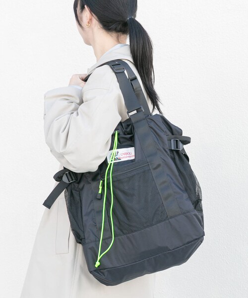 EKAL（エカル）の「『別注』Caribou Mountaineering×EKAL　L. WEIGHT PACK TOTE（トートバッグ・レディース・GREIGE/BLACK・Free）」の5枚目の写真