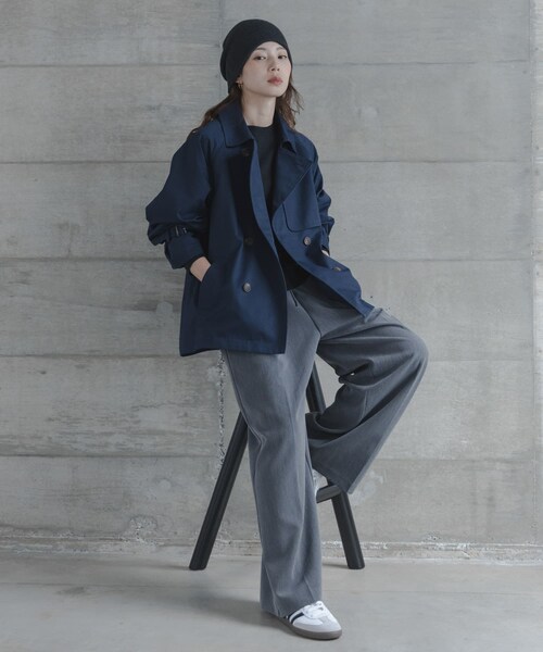 URBAN RESEARCH Sonny Label（アーバンリサーチサニーレーベル）の「撥水ショートトレンチコート（ステンカラーコート・レディース・ベージュ/ネイビー・36/38）」の15枚目の写真