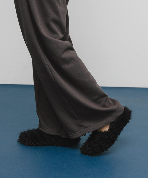 KBF（ケイビーエフ）の「ラウンドトゥファーシューズ（その他シューズ・レディース・BEIGE/BLACK・36/37/38）」の5枚目の写真