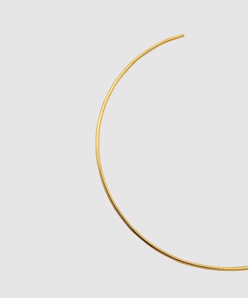 ROPE'(ロペ)の「ナローラインフープピアス(ピアス(両耳用)・レディース・レッド系/ゴールド・F)」の7枚目の写真