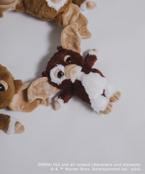 URBAN RESEARCH(アーバンリサーチ)の「『別注』GREMLINS×NICI UR×GREMLINS 25cm(おもちゃ・メンズ・バーガンディ・one)」の3枚目の写真
