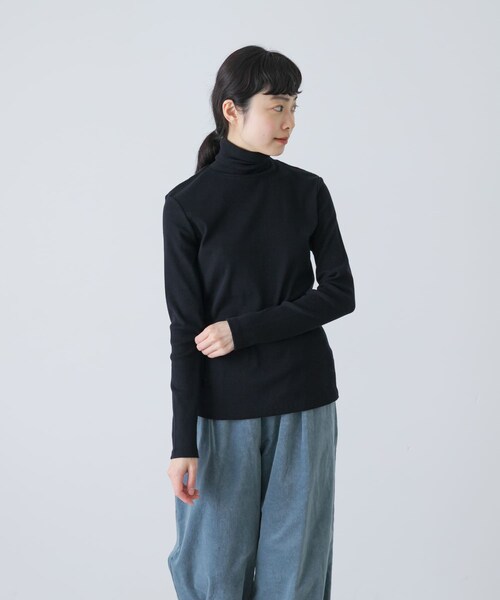 かぐれ（カグレ）の「コットンウールテレコタートルカットソー（Tシャツ/カットソー・レディース・OFF/BLACK・Free）」の13枚目の写真