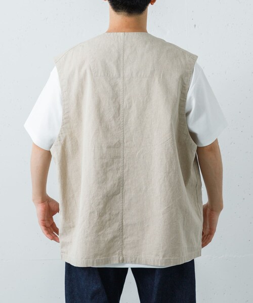 URBAN RESEARCH(アーバンリサーチ)の「Marvine Pontiak Shirt Makers VEST(ベスト・メンズ・SOBA・One)」の3枚目の写真