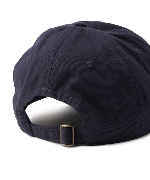 ADAM ET ROPE'(アダムエロペ)の「【Sporty&Rich(スポーティー アンド リッチ)】Modern Hat(キャップ・レディース・ホワイト/ネイビー・F)」の7枚目の写真