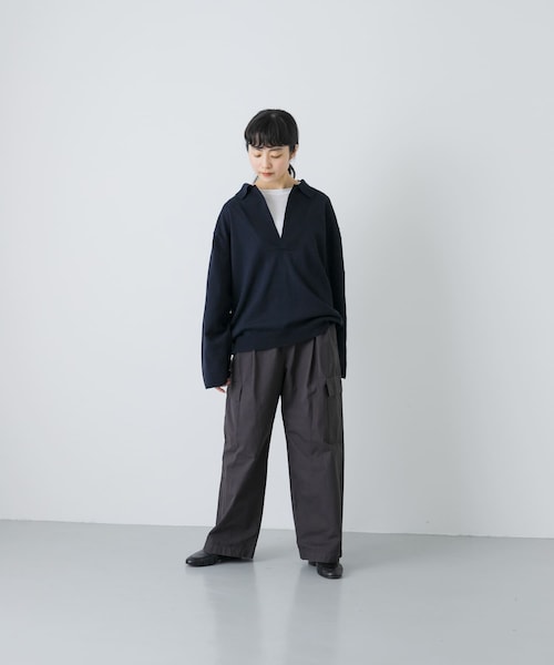 かぐれ(カグレ)の「UNDECORATED LINEN/COTTON BIG KNIT TOP(ニット/セーター・レディース・D.NAVY/OFF WHITE・0)」の10枚目の写真