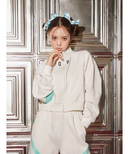 エヴァンゲリオン　カルナムール　プラグスーツスウェット　ネイビー エヴァ】プラグスーツ風のスウェットなどコラボアイテム登場