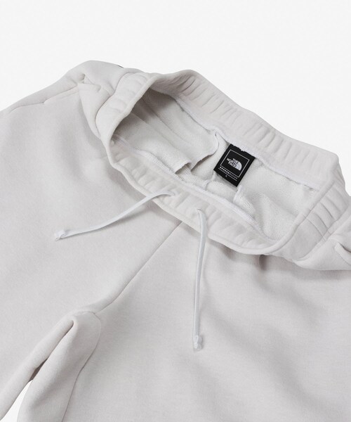 URBAN RESEARCH Sonny Label（アーバンリサーチサニーレーベル）の「THE NORTH FACE　GAR SWEAT SHORT（その他パンツ・メンズ・WXミックスグレー/シーフォグ/TNFグリーン/スレートグラウン・M/L）」の8枚目の写真