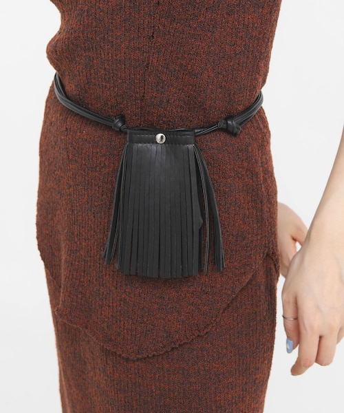 KBF（ケイビーエフ）の「フリンジマルチアクセサリー（ポーチ・レディース・BLACK/IVORY・One）」の3枚目の写真