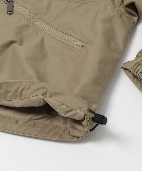 URBAN RESEARCH Sonny Label（アーバンリサーチサニーレーベル）の「THE NORTH FACE　SHORT COMPACT JACKET（テーラードジャケット・レディース・アイボリー/カーキ/ブラック・M/L）」の15枚目の写真