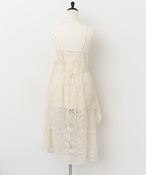 URBAN RESEARCH ROSSO（アーバンリサーチロッソ）の「レースデザインキャミワンピース（ワンピース・レディース・off・FREE）」の18枚目の写真