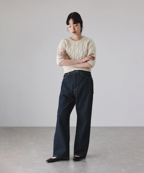 ADAM ET ROPE'(アダムエロペ)の「【サステナブル】ケーブルハーフスリーブニット(ニット/セーター・レディース・チャコール/オフホワイト/イエロー系・F)」の8枚目の写真