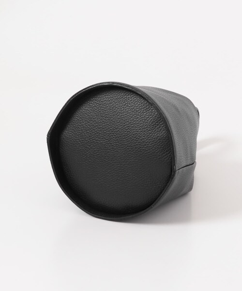 URBAN RESEARCH（アーバンリサーチ）の「MARROW　ROUND HANDLE（ハンドバッグ・レディース・BLACK/SHIRONERI・-）」の8枚目の写真