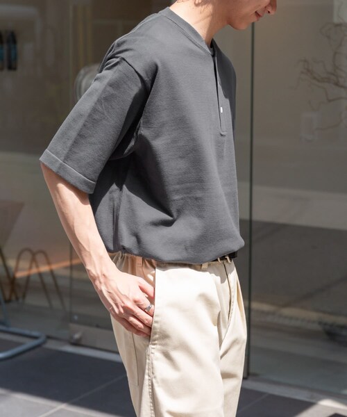 URBAN RESEARCH DOORS（アーバンリサーチドアーズ）の「FORK&SPOON　ヘンリーネックニットTシャツ（ニット/セーター・メンズ・IVORY/MOSSMINT/GRAY・4/5）」の13枚目の写真