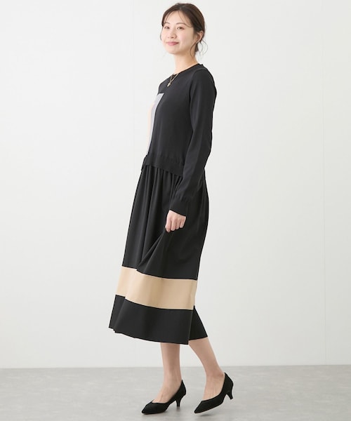 Jayro（ジャイロ）の「ニットドッキング配色ワンピース（ワンピース・レディース・ブラック/ベージュ/ブルー系・F）」の10枚目の写真