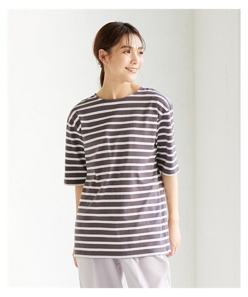 nissen（ニッセン）の「綿100％素材ルーズシルエットボーダーやわらかバスク５分袖Ｔシャツ＜大きいサイズ有＞（Tシャツ/カットソー・レディース・グレイッシュブルー×オフホワイト/オフホワイト×ネイビー/コーラルレッド×オフホワイト/ベージュ×オフホワイト/チャコールブラウン×オフホワイト/オフホワイト×グリーン/イエロー×オフホワイト/オフホワイト×ピンク/オフホワイト×ライムイエロー・L/LL/3L/4L/5L/6L/8L/10L/S/M）」の22枚目の写真