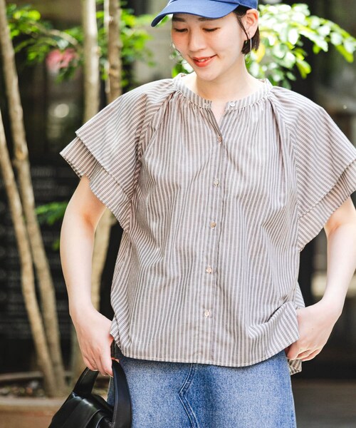 URBAN RESEARCH ROSSO（アーバンリサーチロッソ）の「リンネル8月号掲載『UR TECH』F by ROSSO　フレアスリーブブラウス（シャツ/ブラウス・レディース・NAVY/GRAY/MINT/BLUE ST/BROWN ST・FREE）」の6枚目の写真