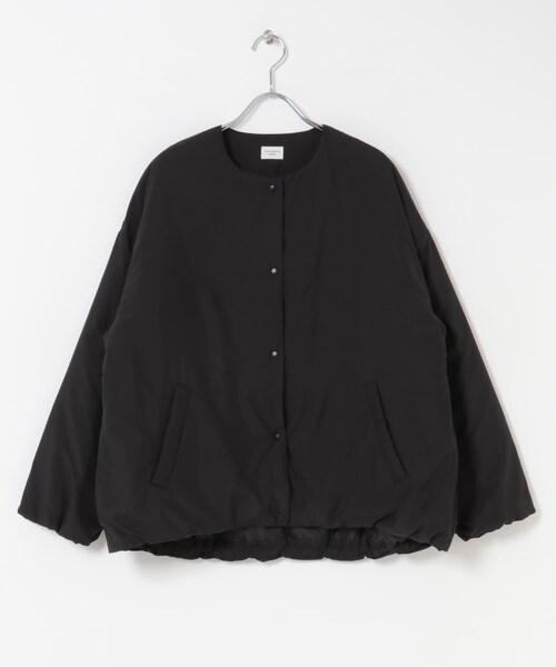 URBAN RESEARCH DOORS(アーバンリサーチドアーズ)の「『UR TECH』撥水ポケッタブル中綿ブルゾン(ブルゾン・レディース・GREIGE/CHARCOAL/BLACK・Free)」の12枚目の写真
