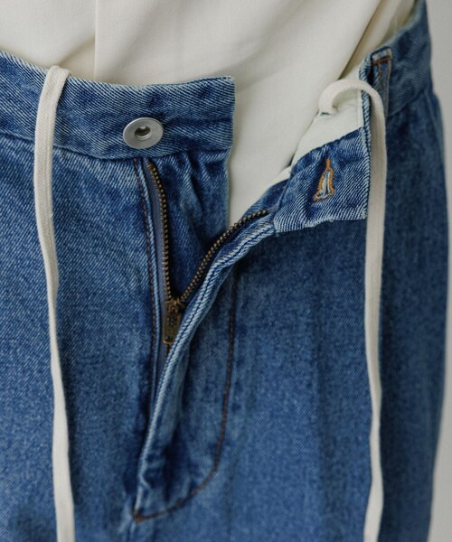 ADAM ET ROPE'(アダムエロペ)の「ワイド イージー ブリーチ デニムパンツ / ADAM ET ROPE' JEANS -GRID-(デニムパンツ・レディース・ブルー系・L/M)」の9枚目の写真