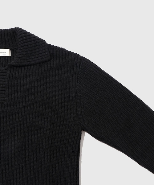 ADAM ET ROPE'(アダムエロペ)の「【mfpen/エムエフペン】Collar Sweater(ニット/セーター・メンズ・ブラック・L/M)」の5枚目の写真