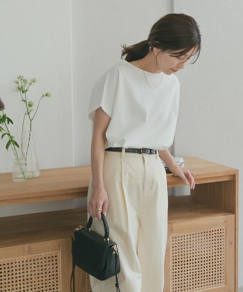 URBAN RESEARCH DOORS(アーバンリサーチドアーズ)の「『UR TECH ひやサラクール』ドライコットンボートネックプルオーバー(Tシャツ/カットソー・レディース・MUSTARD/OFF/PINK/BLUE/NAVY/GRN/TOP GRAY・M)」の18枚目の写真