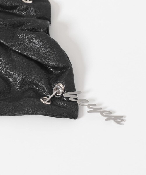 URBAN RESEARCH ROSSO（アーバンリサーチロッソ）の「heyep　F Leather Piercing Scrunchie（ヘアゴム・レディース・BLACK・-）」の4枚目の写真
