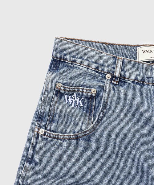 ADAM ET ROPE'（アダムエロペ）の「【WALK IN PARIS/ウォーク イン パリス】Light blue baggy jean shorts（デニムパンツ・メンズ・ブルー系・30/32）」の6枚目の写真