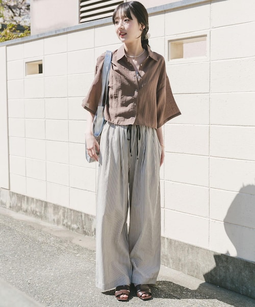 ITEMS URBANRESEARCH(アイテムズ アーバンリサーチ)の「ドットボタンハンソデシアーシャツ(シャツ/ブラウス・レディース・OFF/BLK/BRN/BLU・Free)」の22枚目の写真