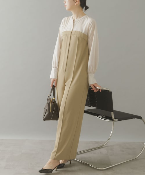 URBAN RESEARCH ROSSO（アーバンリサーチロッソ）の「レイヤードライクオールインワン（つなぎ/オールインワン・レディース・BEIGE×OFF/CGY×BLK・36/38）」の2枚目の写真