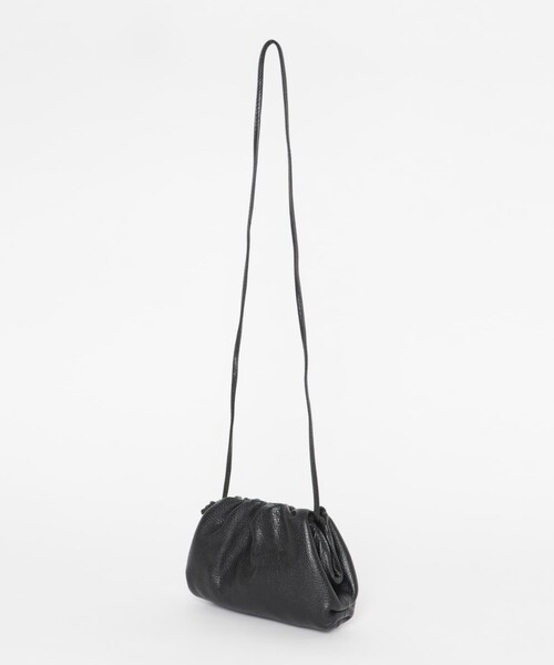 URBAN RESEARCH（アーバンリサーチ）の「レザーショルダーバッグ（ショルダーバッグ・レディース・BLACK/BROWN/SILVER・-）」の10枚目の写真