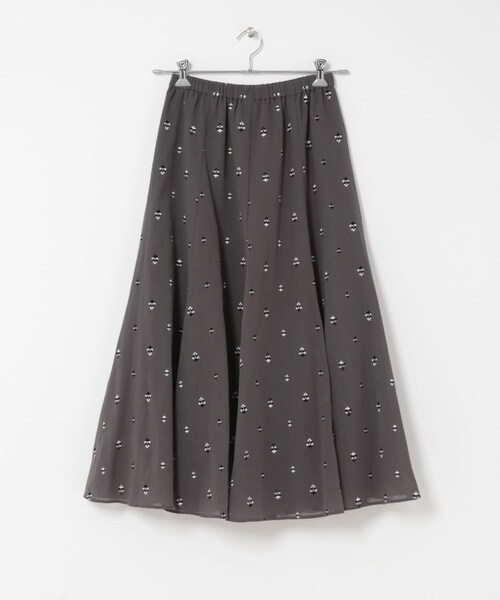URBAN RESEARCH DOORS（アーバンリサーチドアーズ）の「小柄ダマスクプリントフレアスカート（スカート・レディース・OFF/CHARCOAL・Free）」の6枚目の写真