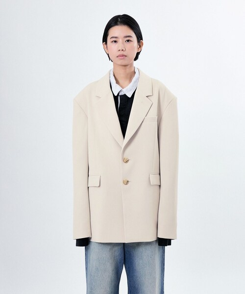 ADAM ET ROPE'(アダムエロペ)の「BOXY SET UP JACKET(テーラードジャケット・レディース・ブラック/ベージュ系・38/40/42)」の21枚目の写真