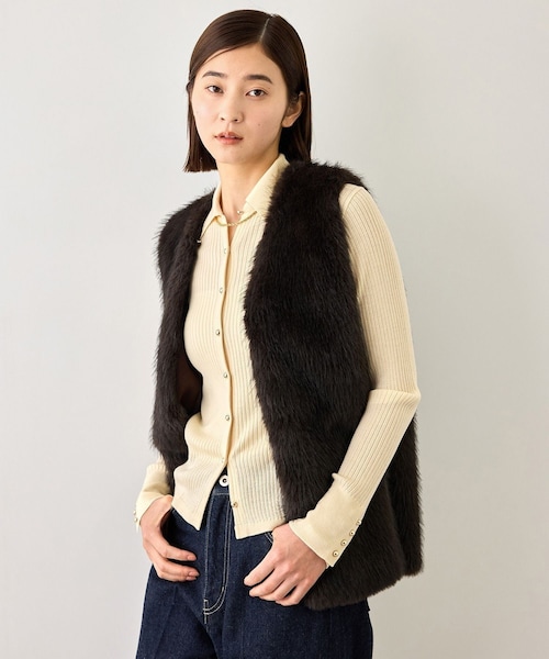 ROPE'(ロペ)の「【J'aDoRe・一部店舗限定サイズ】スーパーメリノウール金ボタンポロニットカーディガン/一部J'aDoRe限定カラー(カーディガン/ボレロ・レディース・グレー/オフホワイト/ブラウン/グリーン/カーキ/ネイビー/レッド/ピンク・36/38)」の8枚目の写真