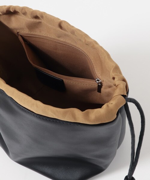 URBAN RESEARCH ROSSO（アーバンリサーチロッソ）の「IOMMI　パイピングハンドルバッグ（トートバッグ・レディース・BLACK/BROWN/BEIGE・Free）」の14枚目の写真