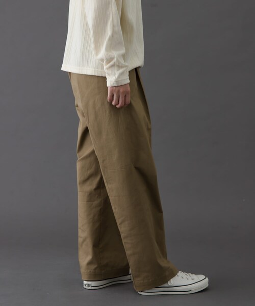 URBAN RESEARCH DOORS(アーバンリサーチドアーズ)の「FORK&SPOON イージーチノパンツ(チノパンツ・レディース・BLACK/BEIGE・1/2)」の13枚目の写真