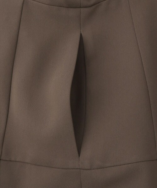 ROPE'(ロペ)の「【一部店舗限定】【REALM(レルム)】COLLARED DRESS|ドレス(ワンピース・レディース・カーキ/ネイビー・36/38)」の19枚目の写真