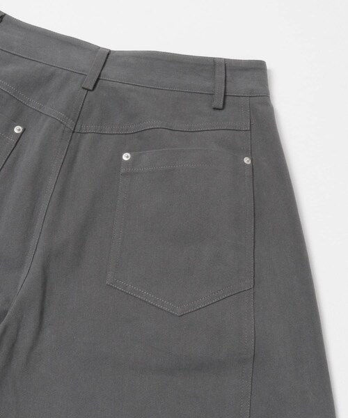 SENSE OF PLACE by URBAN RESEARCH（センスオブプレイスバイアーバンリサーチ）の「バレルレッグチノパンツ（チノパンツ・レディース・IVORY/Y.BEIGE/CHARCOAL・S/M/L）」の21枚目の写真
