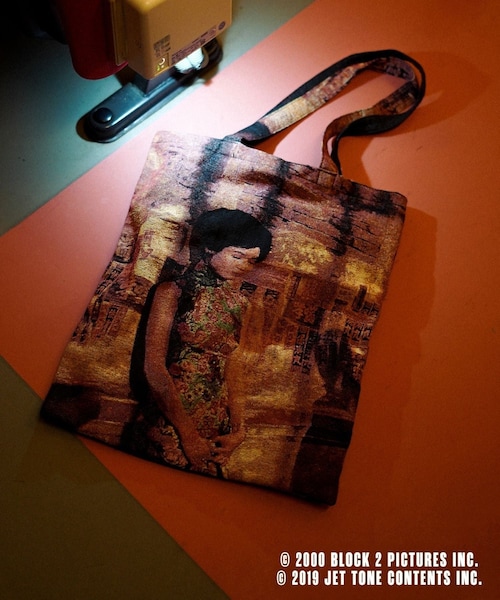 ADAM ET ROPE'(アダムエロペ)の「【花様年華 × 10Culture for ADAM ET ROPE'】TOTE BAG(トートバッグ・レディース・ブラック・F)」の2枚目の写真
