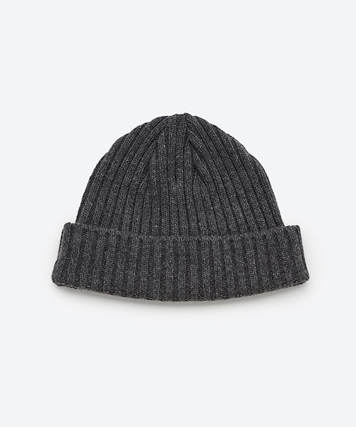ADAM ET ROPE'（アダムエロペ）の「【J'aDoRe限定】【KIJIMA TAKAYUKI(キジマ タカユキ)】CASHMERE WATCH CAP (WOMENS)（キャップ・レディース・ブラック/チャコール/キミドリ・F）」の2枚目の写真