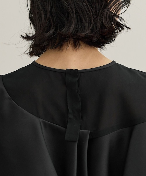 ROPE'(ロペ)の「サテンラッフルブラウス/洗える(シャツ/ブラウス・レディース・ブラック/オフホワイト・F)」の19枚目の写真