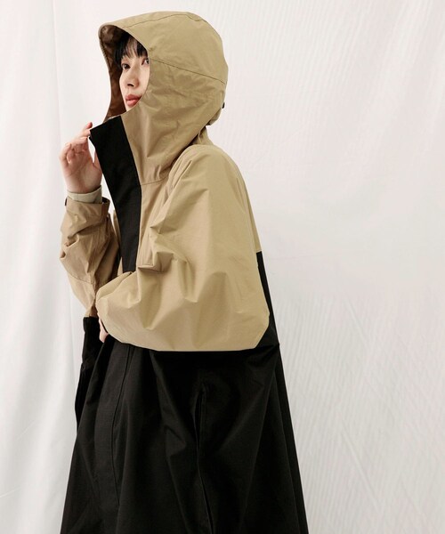 EKAL（エカル）の「Kiu別注ポンチョ（レインコート/ポンチョ・メンズ・BK-GRY/BEG-BK/BEG-CAM・One）」の15枚目の写真