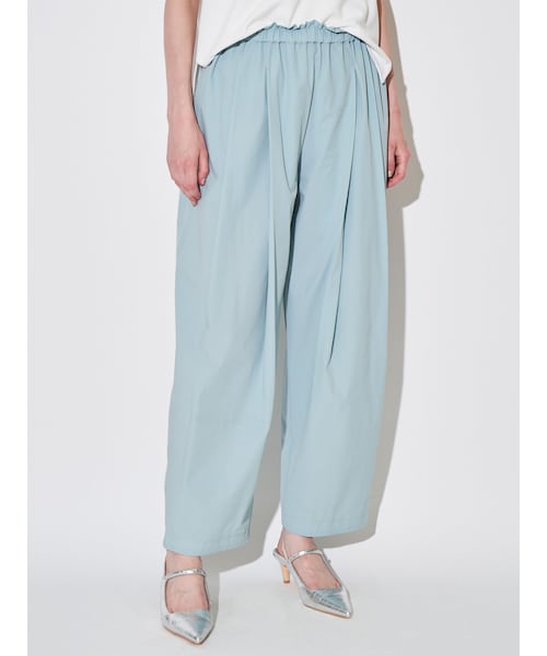 ELENDEEK（エレンディーク）の「EASY TUCK COCOON PT（その他パンツ・レディース・オフホワイト/ブラック/ピンク/ミントグリーン/ブラウン/アイスブルー・01/02）」の5枚目の写真
