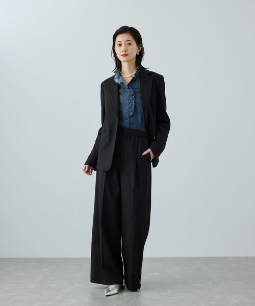 ROPE'（ロペ）の「トリアセツイル ワンタックイージーワイドパンツ(デニムライク)/イージーケア・セットアップ対応（スラックス・レディース・ブラック/ネイビー系・36/38/40）」の11枚目の写真