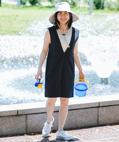 URBAN RESEARCH ROSSO（アーバンリサーチロッソ）の「F by ROSSO　撥水ショートオールインワン（サロペット/オーバーオール・レディース・BEIGE/KHAKI/BLACK・36/38）」の9枚目の写真