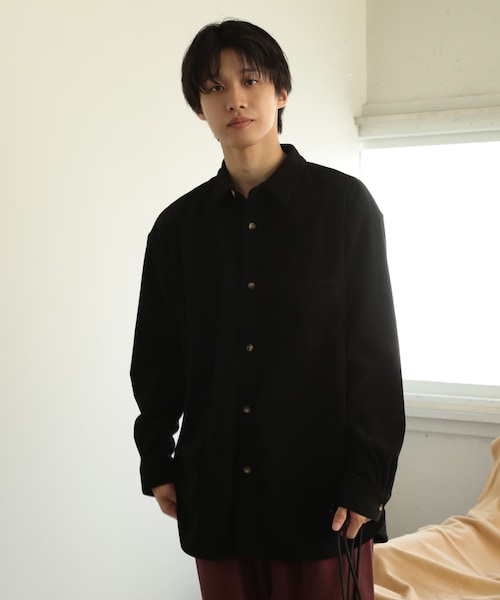 SENSE OF PLACE by URBAN RESEARCH（センスオブプレイスバイアーバンリサーチ）の「コーデュロイルーズシャツ（シャツ/ブラウス・メンズ・IVORY/BLACK/BLUE/L.KHAKI・M/L）」の2枚目の写真