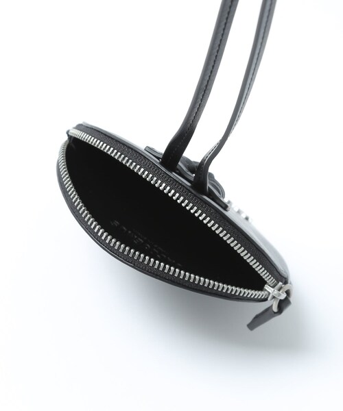 ADAM ET ROPE'(アダムエロペ)の「MENS【JACQUEMUS】LE PITCHOU(コインケース・メンズ・ブラック・F)」の4枚目の写真